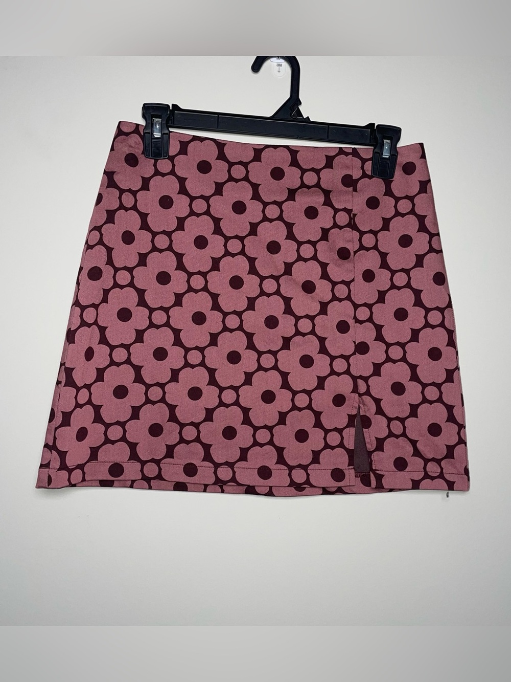 Urban Outfitters S Deep Pink Floral Pattern Cotton Front Slit Skirt NWT Boho